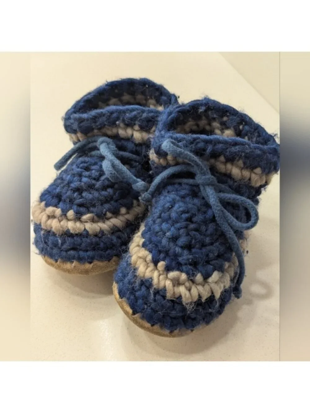 Padraig cottage Slippers in Blue & gray Wool hand-crocheted Sz B7, Age +-2